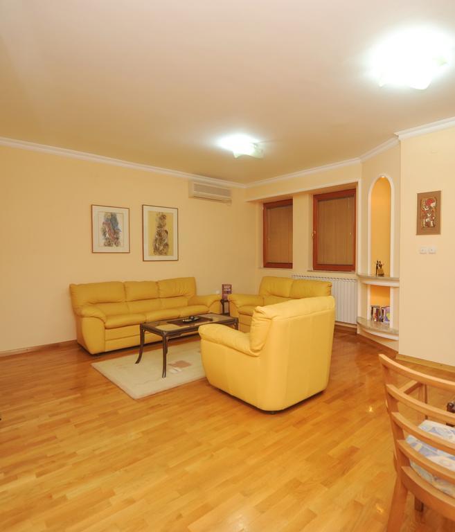 Exclusive Central Apartments Skopje Eksteriør billede