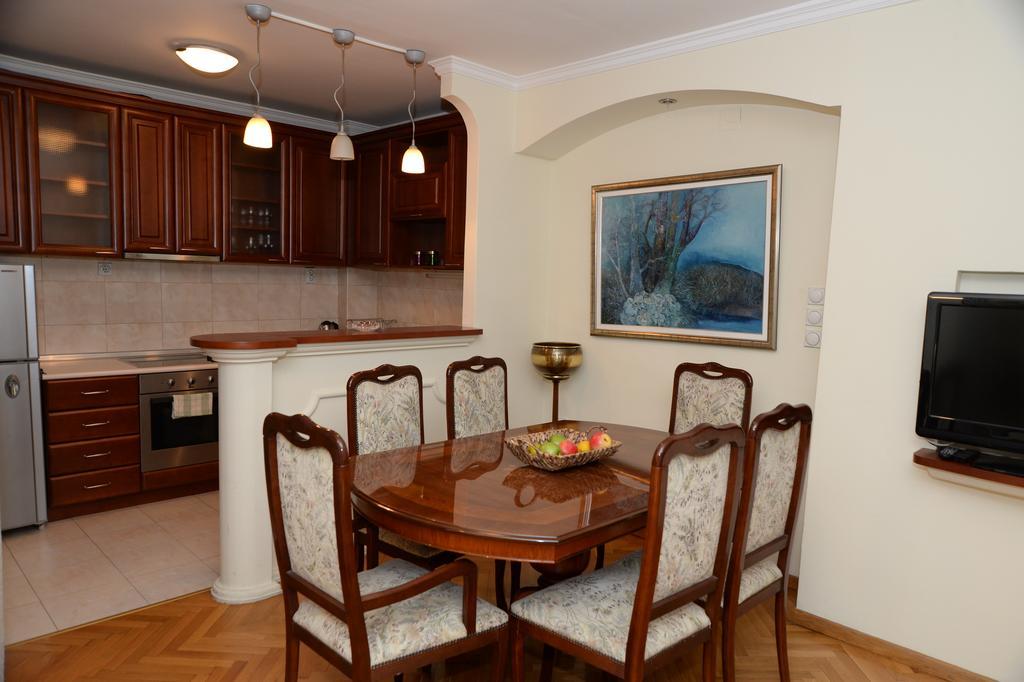 Exclusive Central Apartments Skopje Eksteriør billede