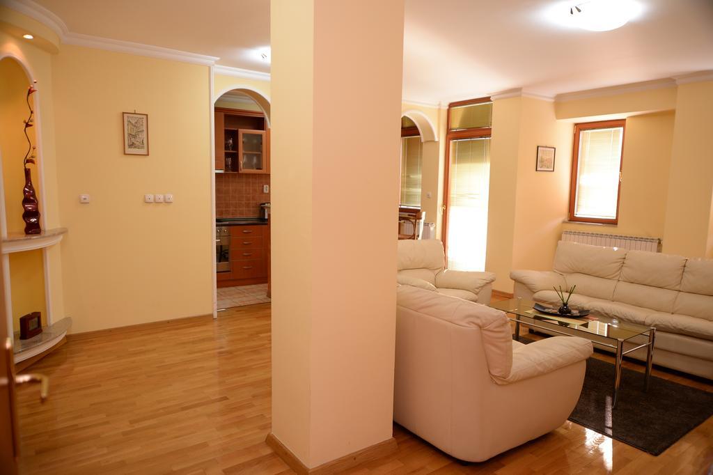 Exclusive Central Apartments Skopje Eksteriør billede